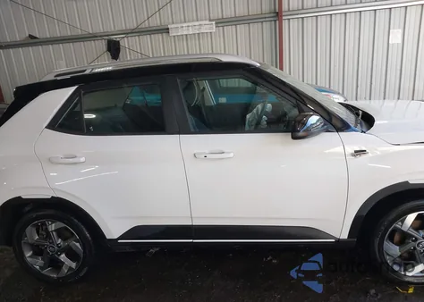 2024 Hyundai Venue Limited z USA, uszkodzony, nr VIN KMHRC8A37RU303459